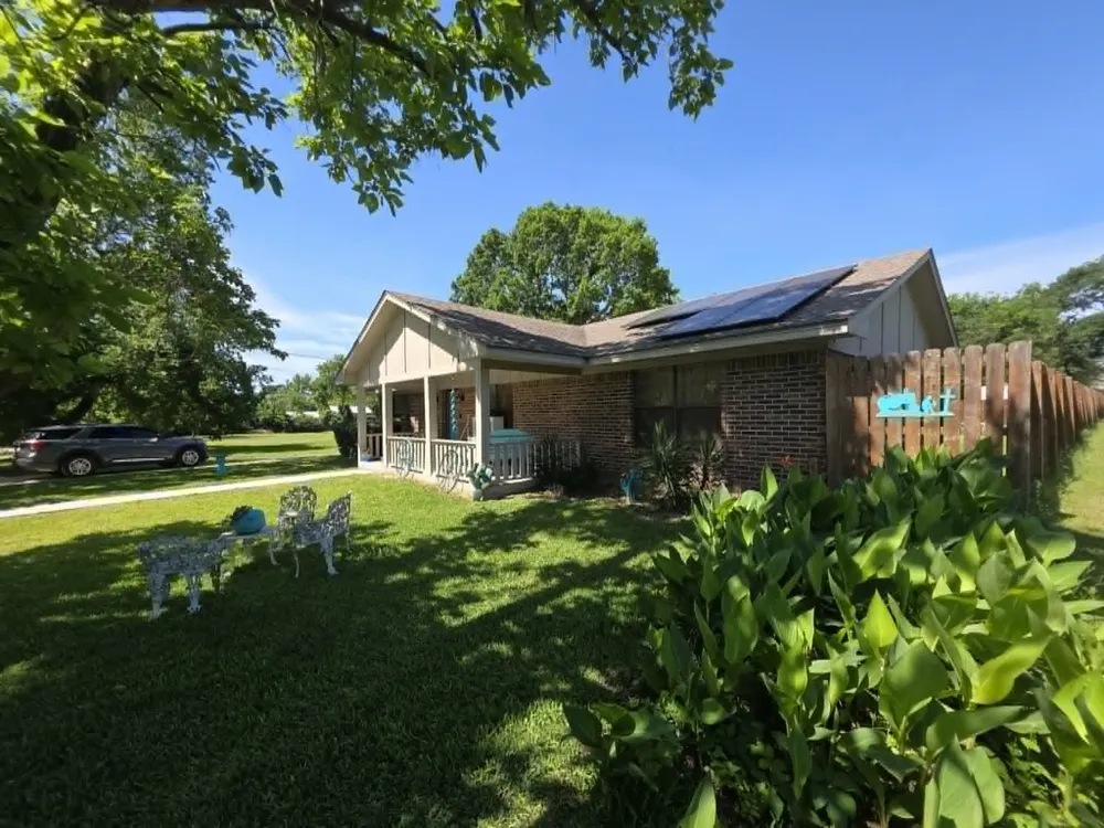 900 S 8th Avenue Teague, TX 75860