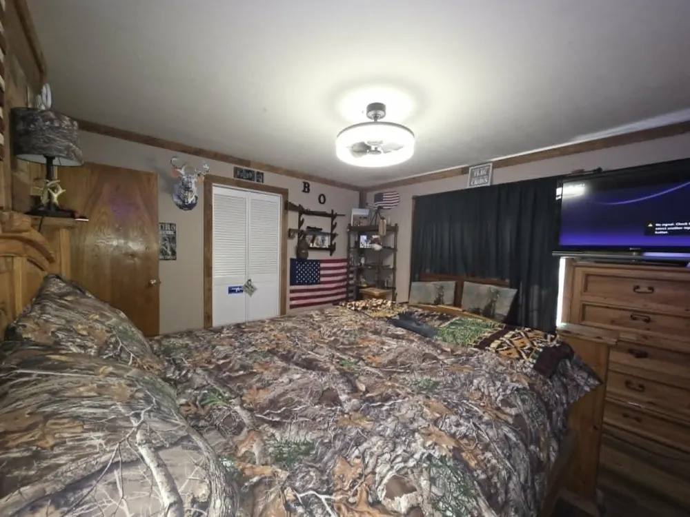 900 S 8th Avenue Teague, TX 75860