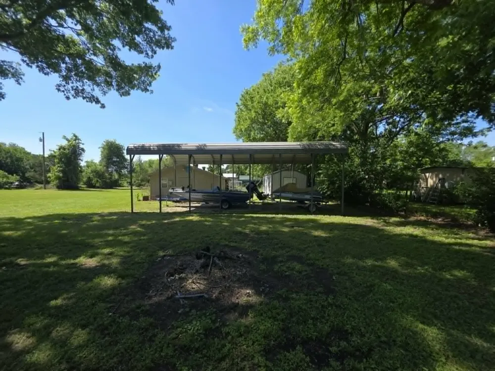 900 S 8th Avenue Teague, TX 75860