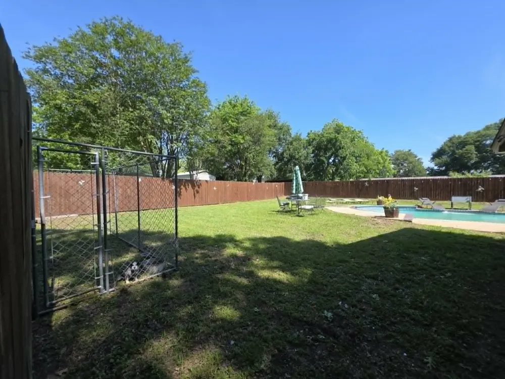 900 S 8th Avenue Teague, TX 75860