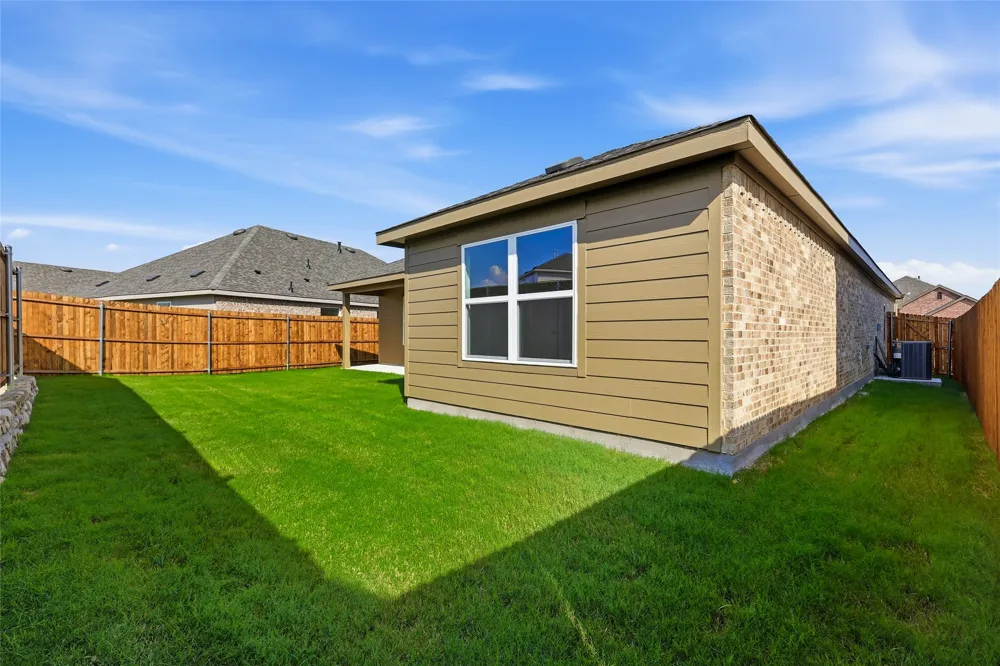 132 Patrick Henry Drive Venus, TX 76084