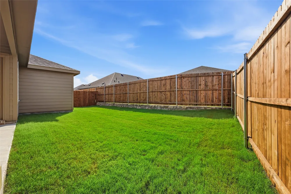 132 Patrick Henry Drive Venus, TX 76084
