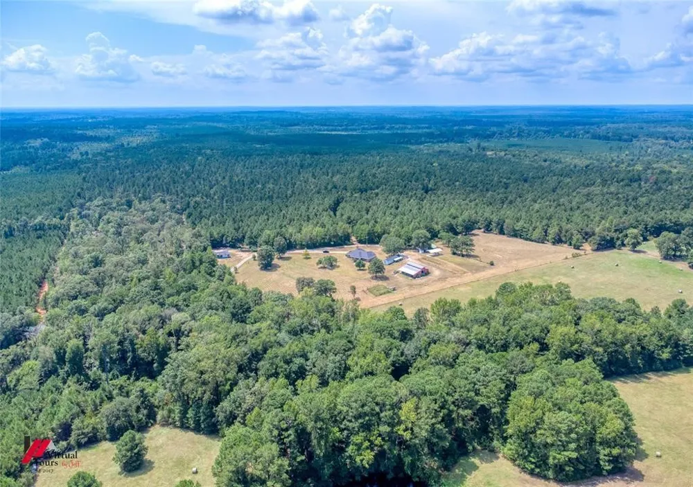 10651 Murry Lane Vivian, LA 71082