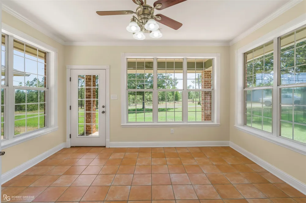 10651 Murry Lane Vivian, LA 71082