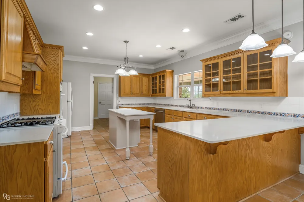 10651 Murry Lane Vivian, LA 71082