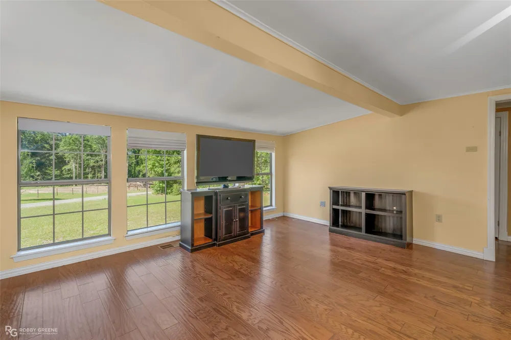 Murry Lane Vivian, LA 71082