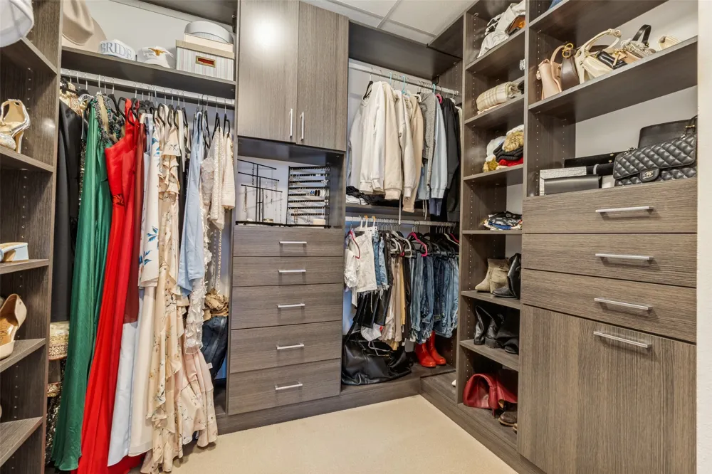 3130 Harwood Street #702 Dallas, TX 75201