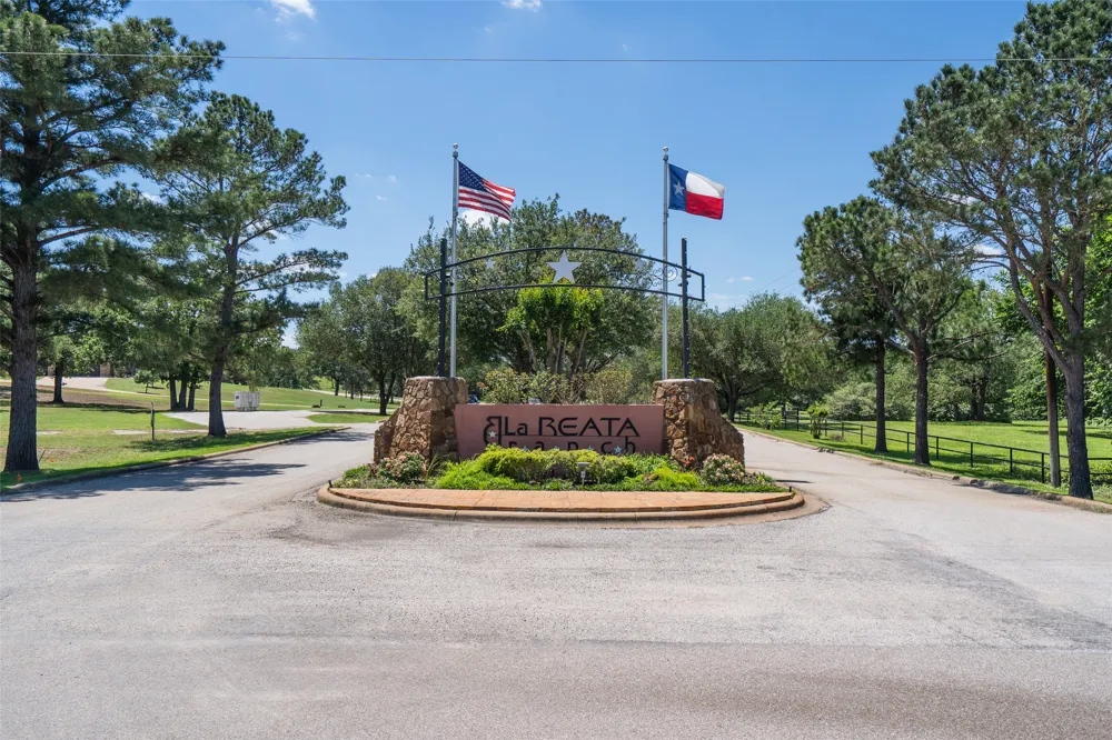 133 Roundup Ridge Smithville, TX 78957