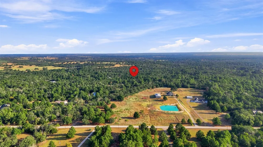 133 Roundup Ridge Smithville, TX 78957