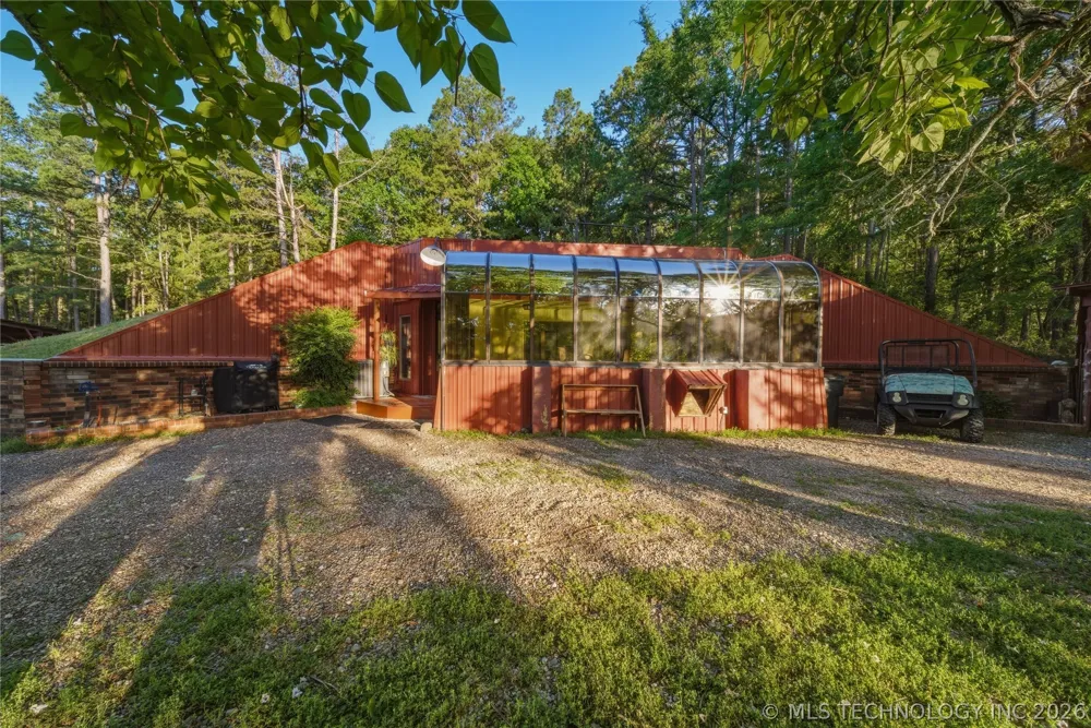 44374 509 STREET Talihina, OK 74571