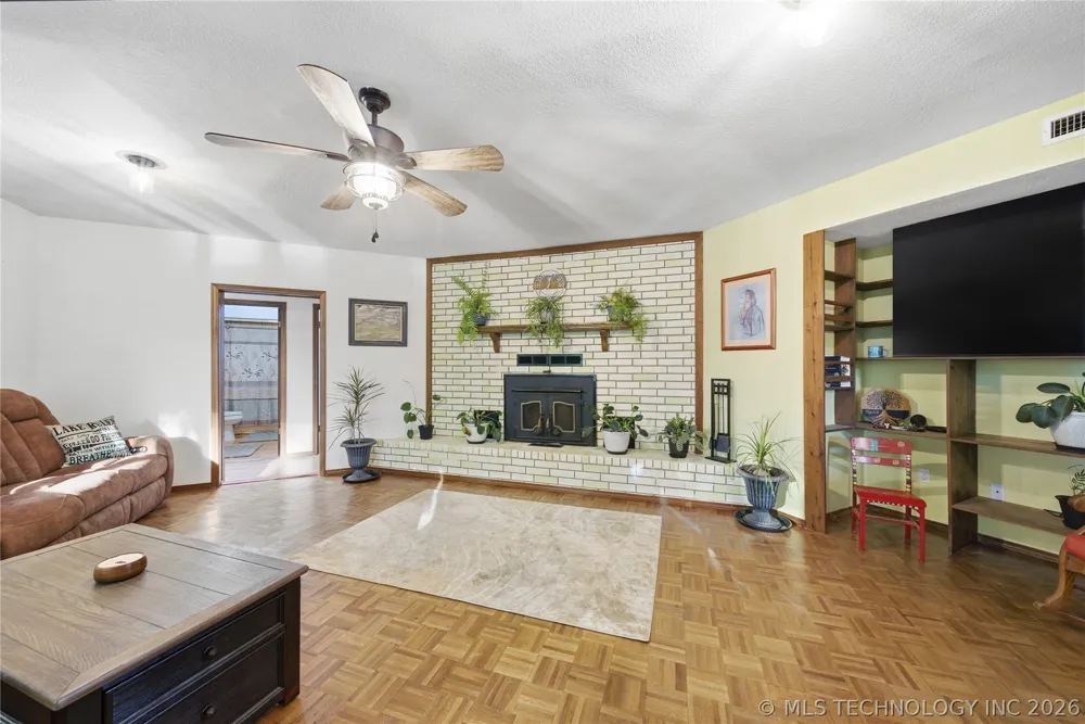 44374 509 STREET Talihina, OK 74571