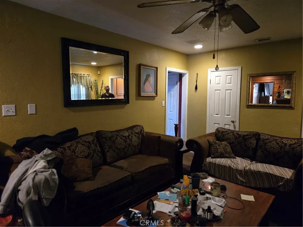 11098 Hulme Lynwood, CA 90262