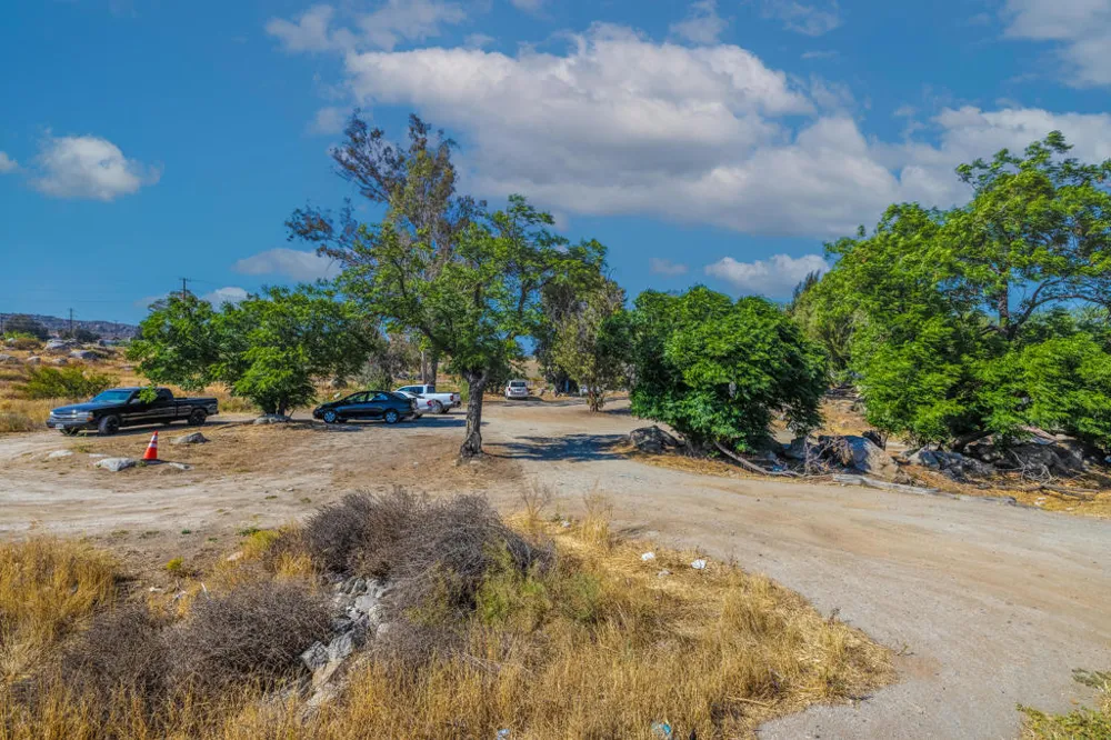 2 4th Street Perris, CA 92570