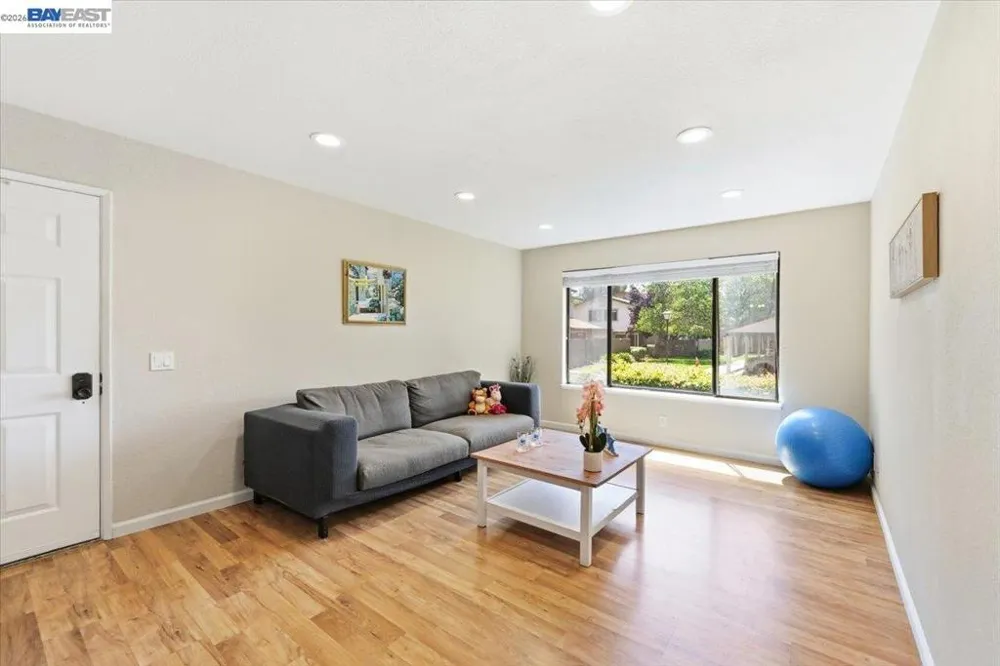 263 Famoso Plz Union City, CA 94587