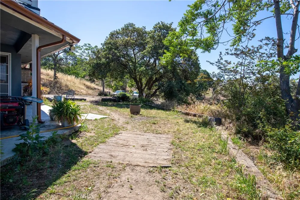 34141 Bronco Squaw Valley, CA 93675