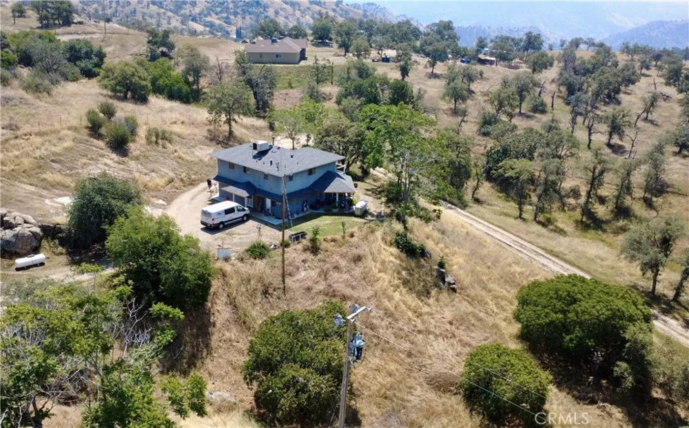 34141 Bronco Squaw Valley, CA 93675