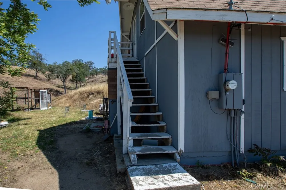 34141 Bronco Squaw Valley, CA 93675