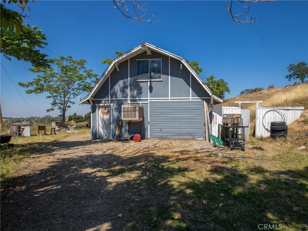 34141 Bronco Squaw Valley, CA 93675