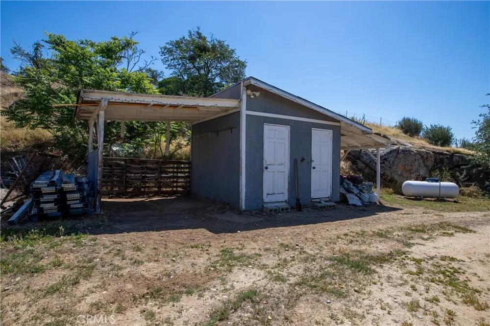 34141 Bronco Squaw Valley, CA 93675