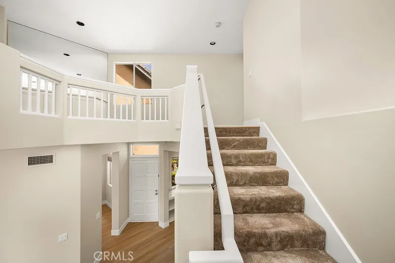 100 Stoney Pointe Laguna Niguel, CA 92677