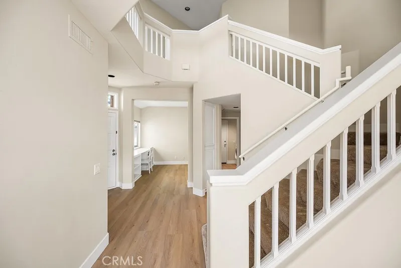 100 Stoney Pointe Laguna Niguel, CA 92677