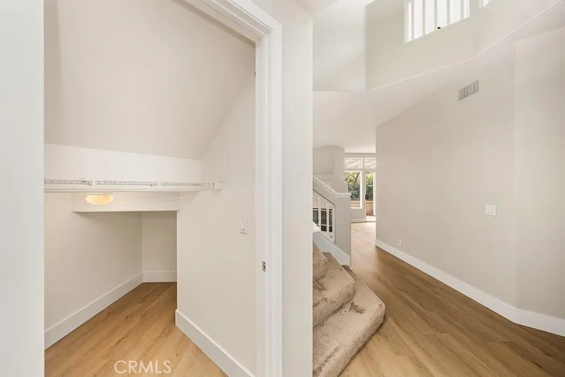 100 Stoney Pointe Laguna Niguel, CA 92677