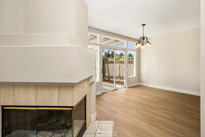 100 Stoney Pointe Laguna Niguel, CA 92677