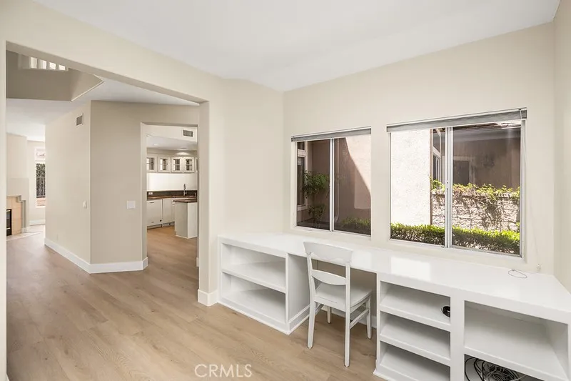 100 Stoney Pointe Laguna Niguel, CA 92677