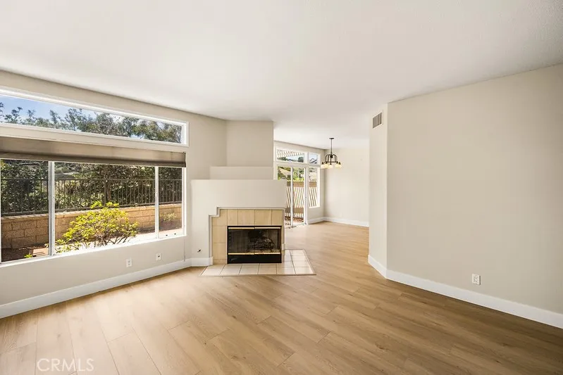 100 Stoney Pointe Laguna Niguel, CA 92677