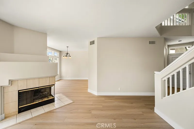 100 Stoney Pointe Laguna Niguel, CA 92677