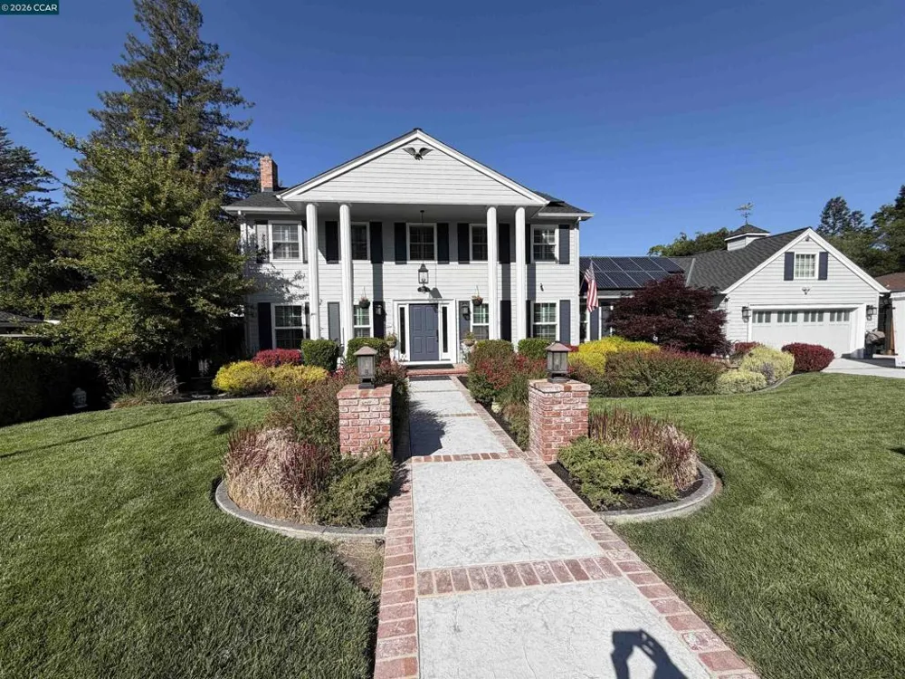 275 Deerfield Dr