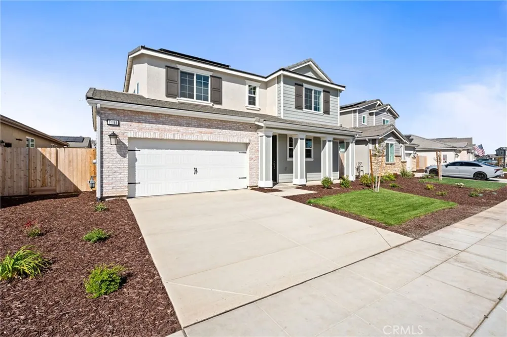 1189 Magnolia Court W Madera, CA 93636