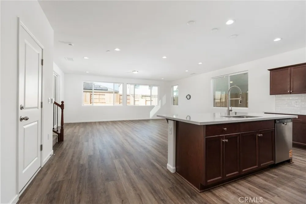 1189 Magnolia Court W Madera, CA 93636