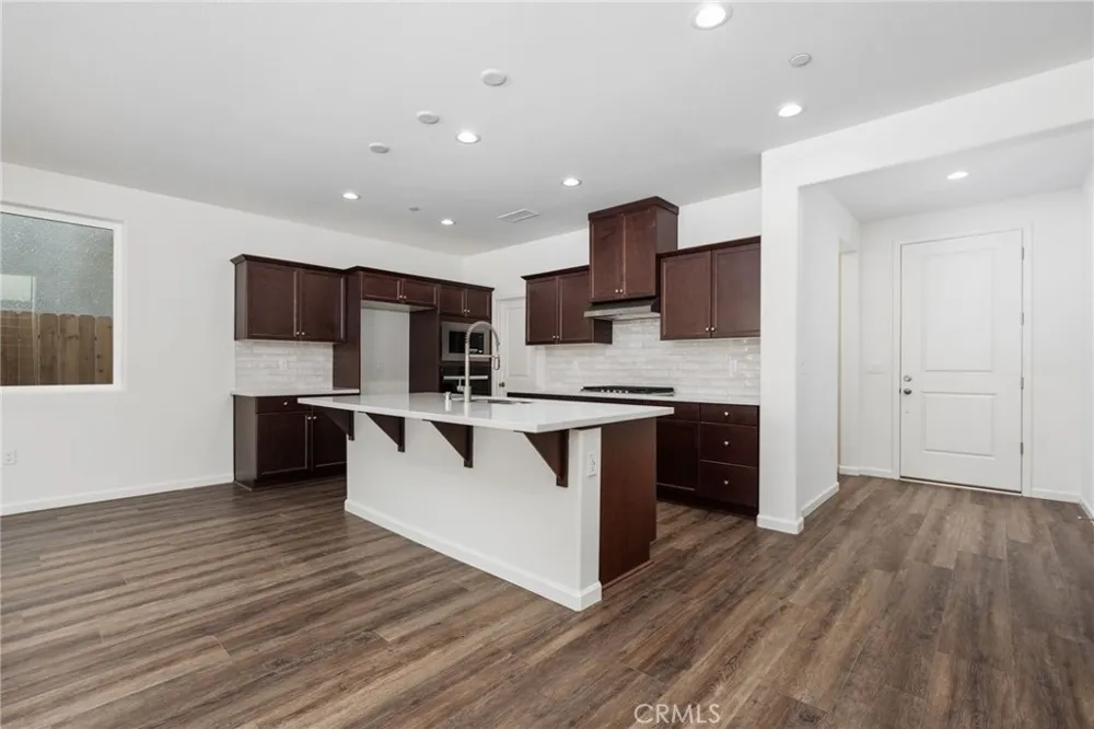1189 Magnolia Court W Madera, CA 93636