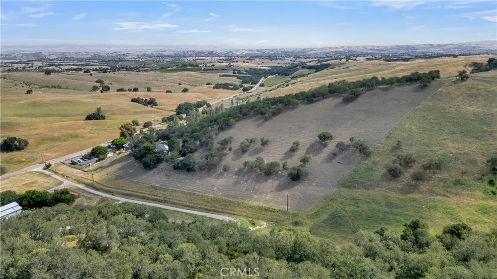 5005 E Highway 41 Templeton, CA 93465