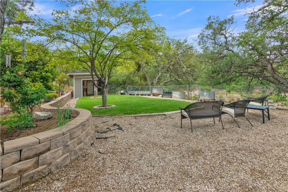 5005 E Highway 41 Templeton, CA 93465