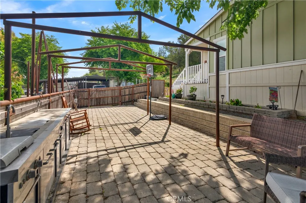 5005 E Highway 41 Templeton, CA 93465
