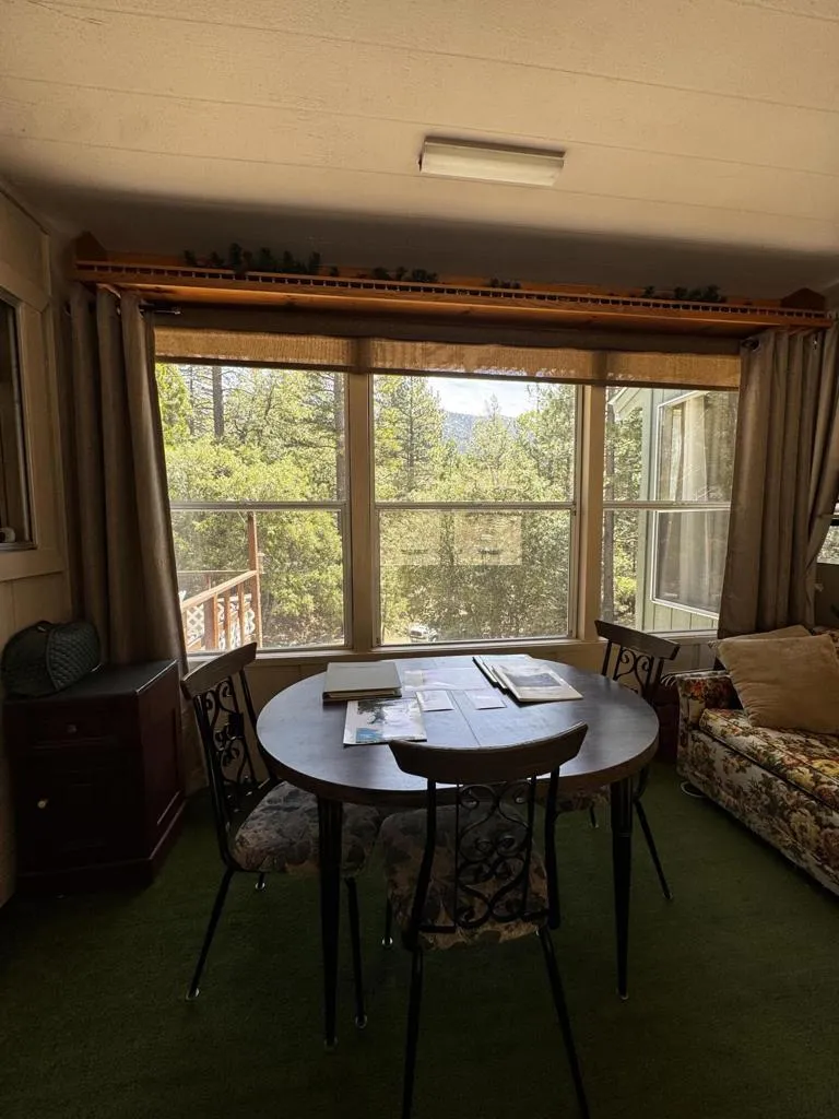 52670 Forest Route 4s02 Idyllwild, CA 92549