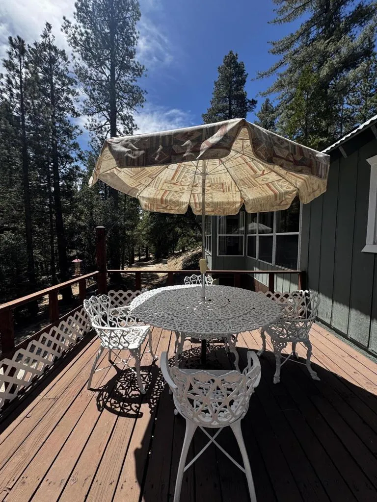 52670 Forest Route 4s02 Idyllwild, CA 92549