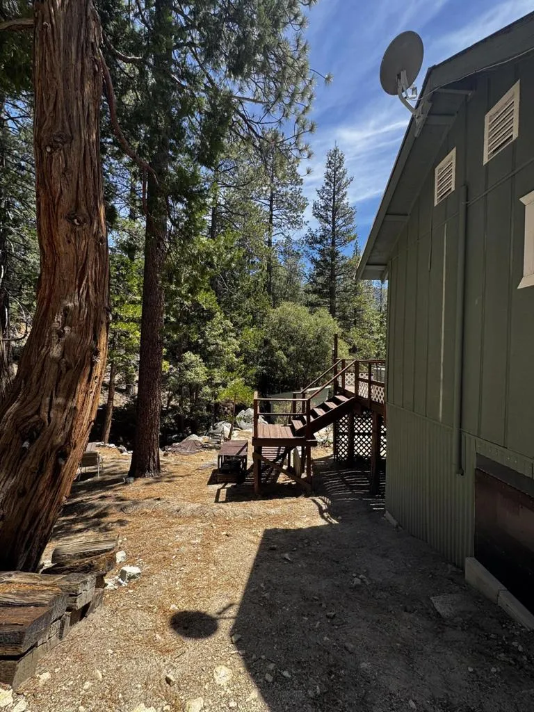 52670 Forest Route 4s02 Idyllwild, CA 92549