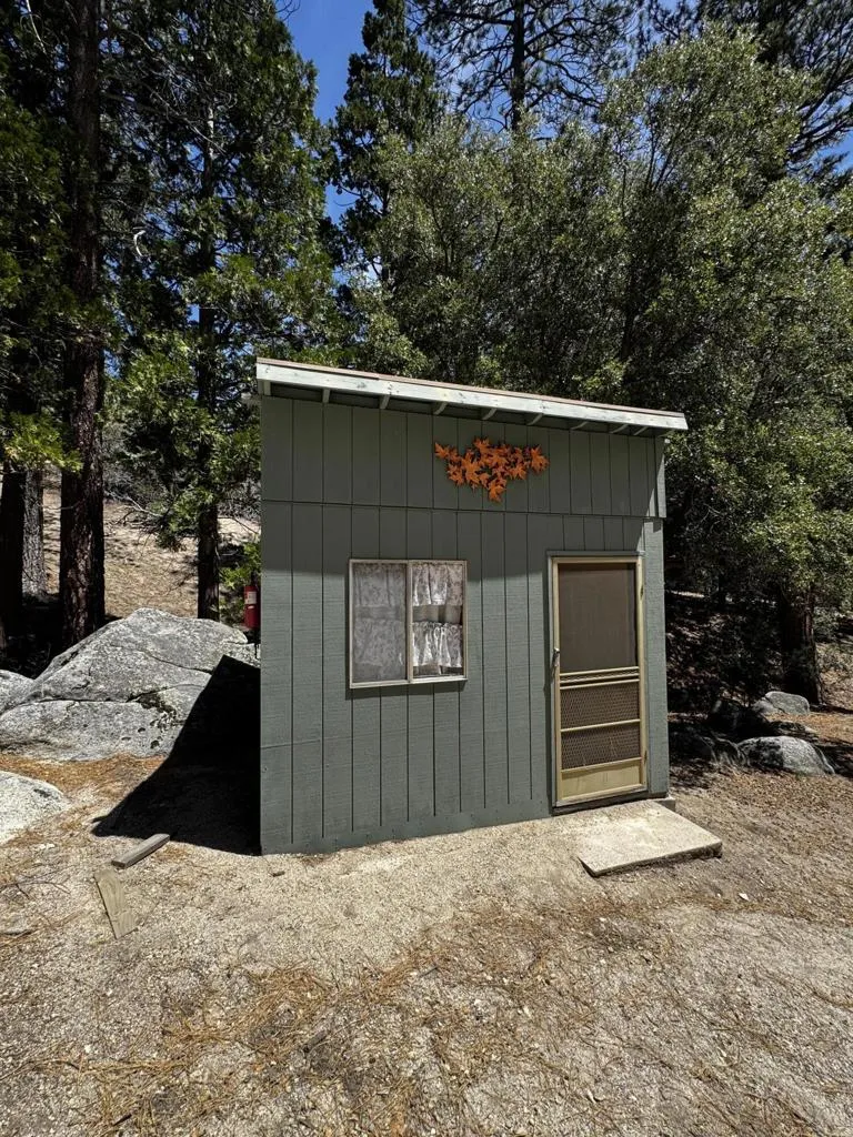 52670 Forest Route 4s02 Idyllwild, CA 92549