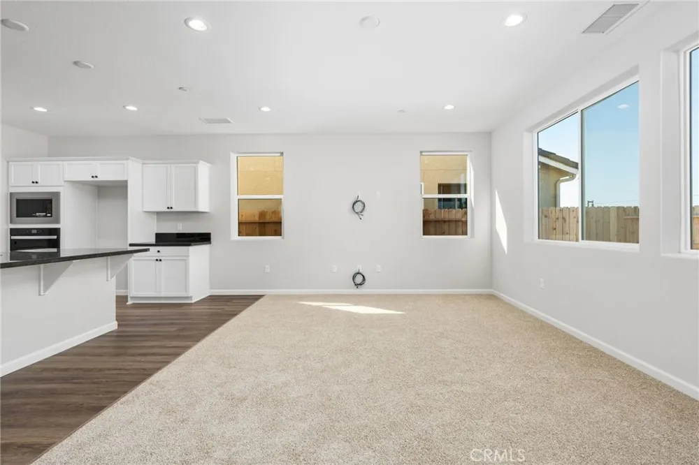 1266 Talus Way S Madera, CA 93636