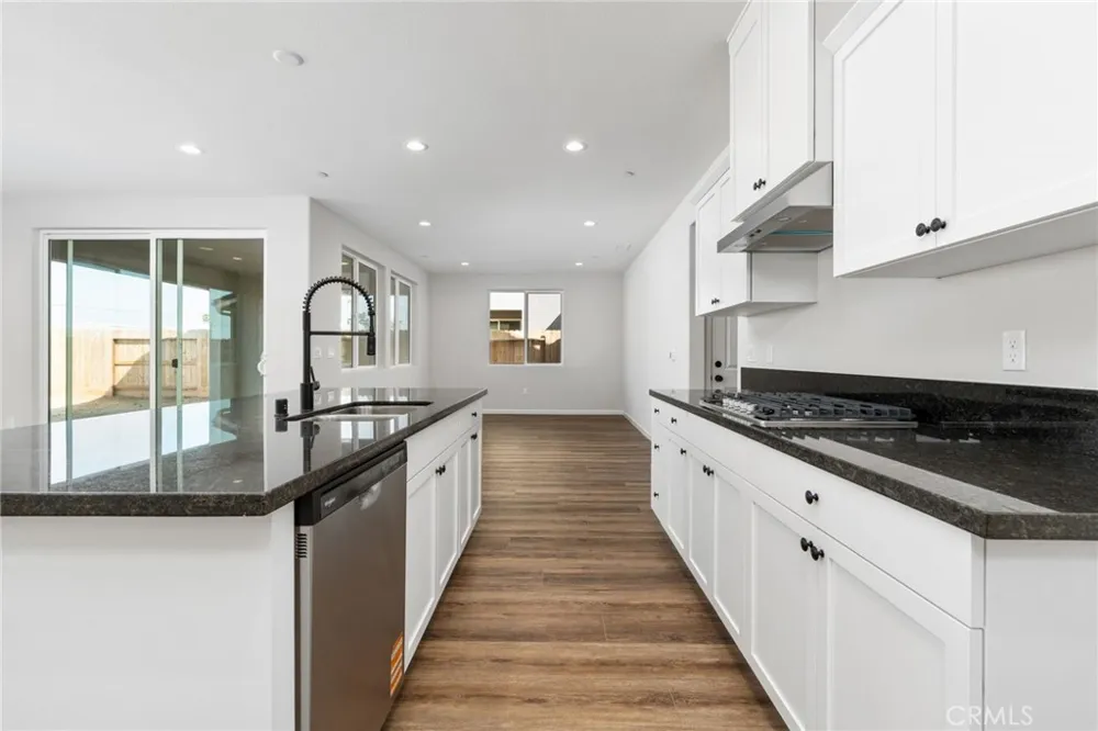 1266 Talus Way S Madera, CA 93636
