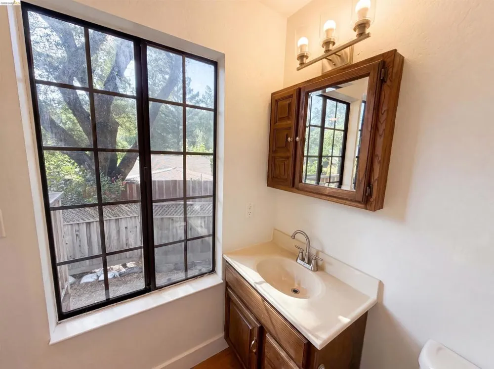 155 Estates Dr Ben Lomond, CA 95005