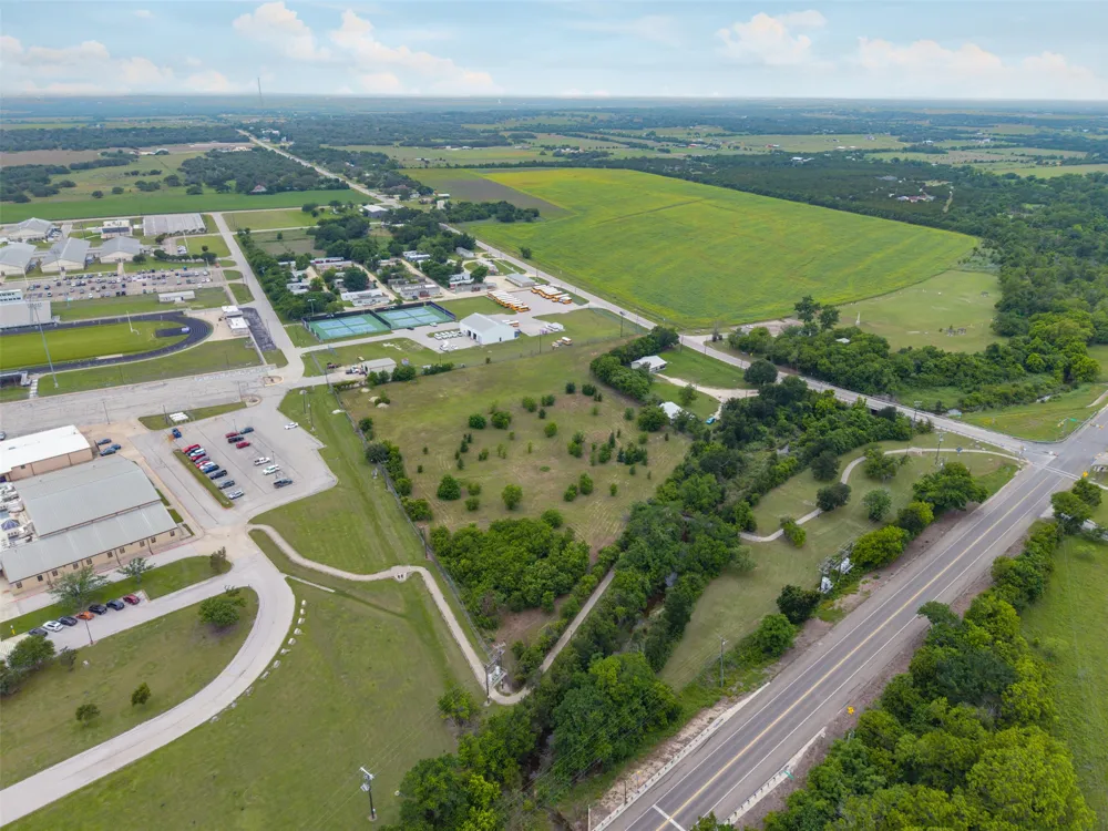 101 Fm 970 Road Florence, TX 76527