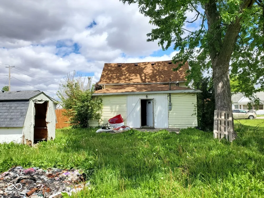 2217 S F STREET Elwood, IN 46036