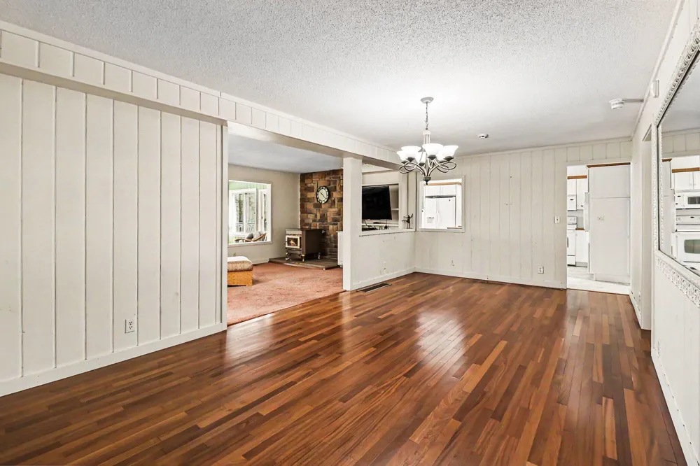 8240 W Stony Lake Road New Era, MI 49446