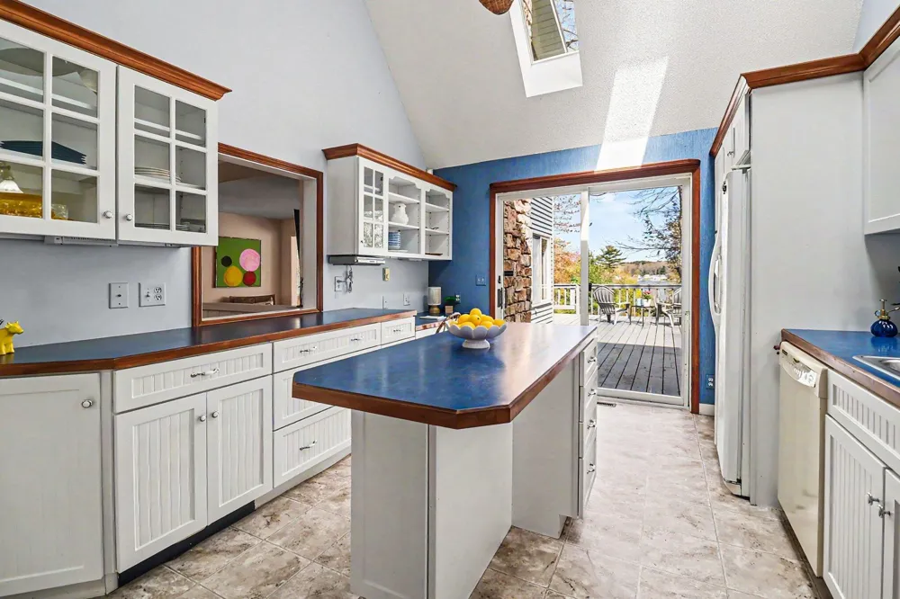 8240 W Stony Lake Road New Era, MI 49446