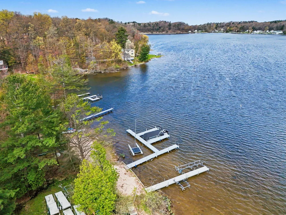 8240 W Stony Lake Road New Era, MI 49446