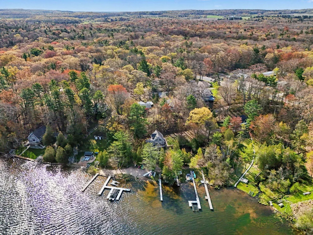 8240 W Stony Lake Road New Era, MI 49446